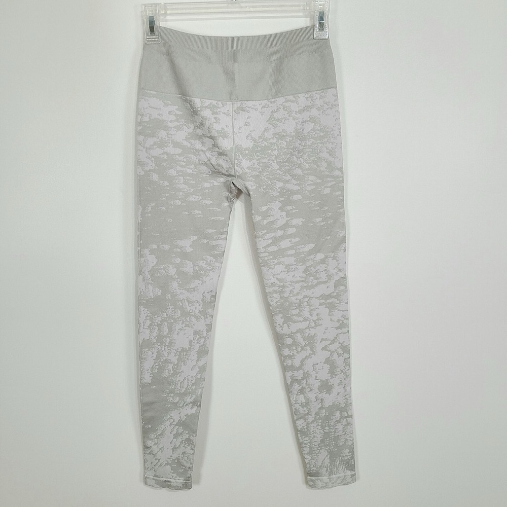 Fabletics High-Waisted Seamless Mist Leggings